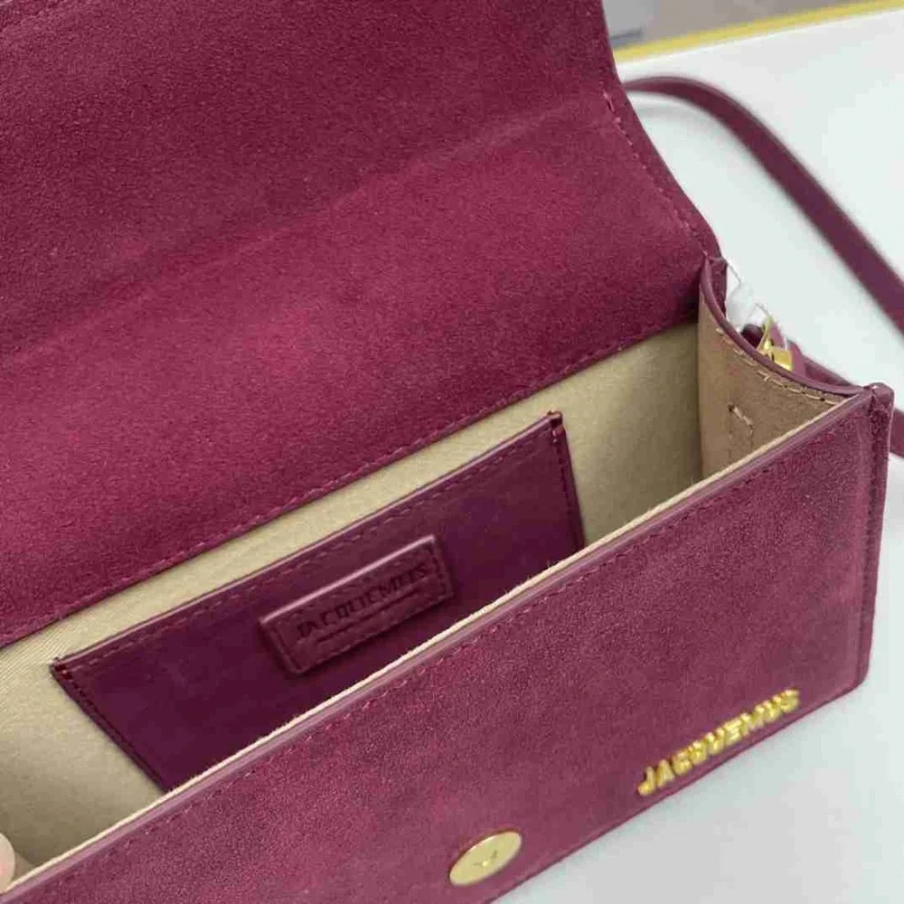 Jacquemus Bamnino Women's Burgundy Shoulder/Crossbody Bag - Picture 4 of 8